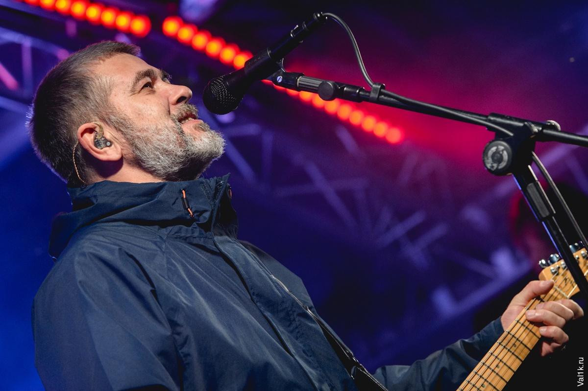 сплин 2023. сплин концерты 2023. саша васильев сплин. группа сплин. концерт сплин в москве 26 августа 2022.