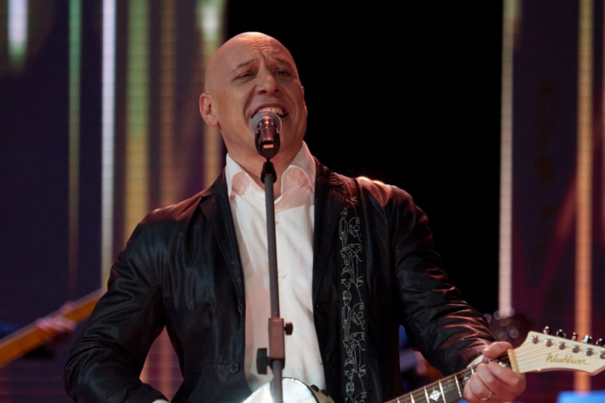 Журналисты нашли информацию, как сейчас живет певец Денис Майданов