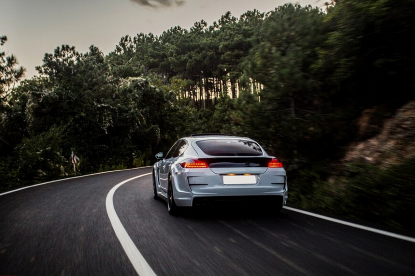 Экперты нашли все плюсы и минусы новых Mercedes C-Class