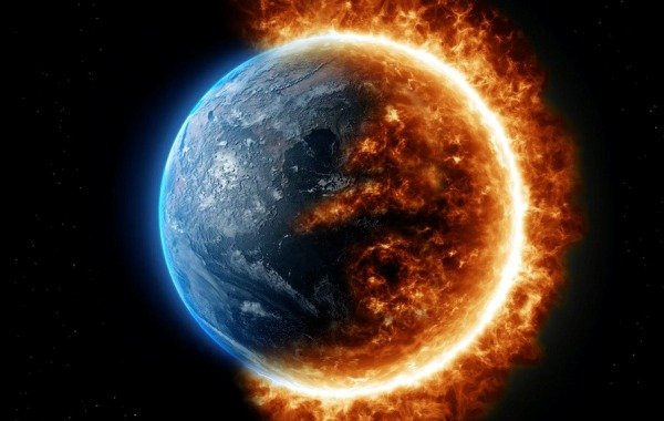 Стало известно, когда на Землю обрушится затяжная магнитная буря