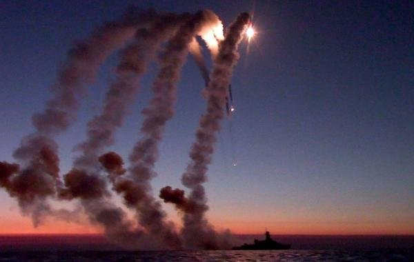Массированная атака на Украину, удары обрушились 23 февраля: стали известны подробности