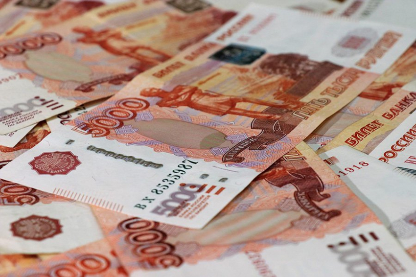 Россияне смогут переводить без комиссии до 30 миллионов рублей в месяц на свои счета через СБП