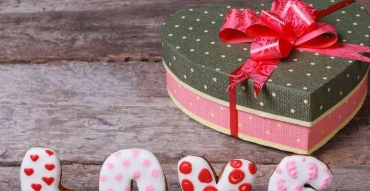 Романтические СМС на 14 февраля 2025 года