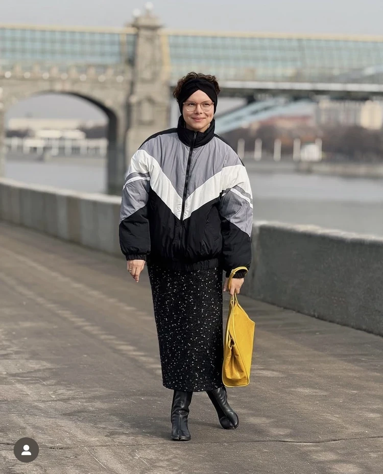 Брухунова оправдалась за нелепые наряды словами известного дизайнера