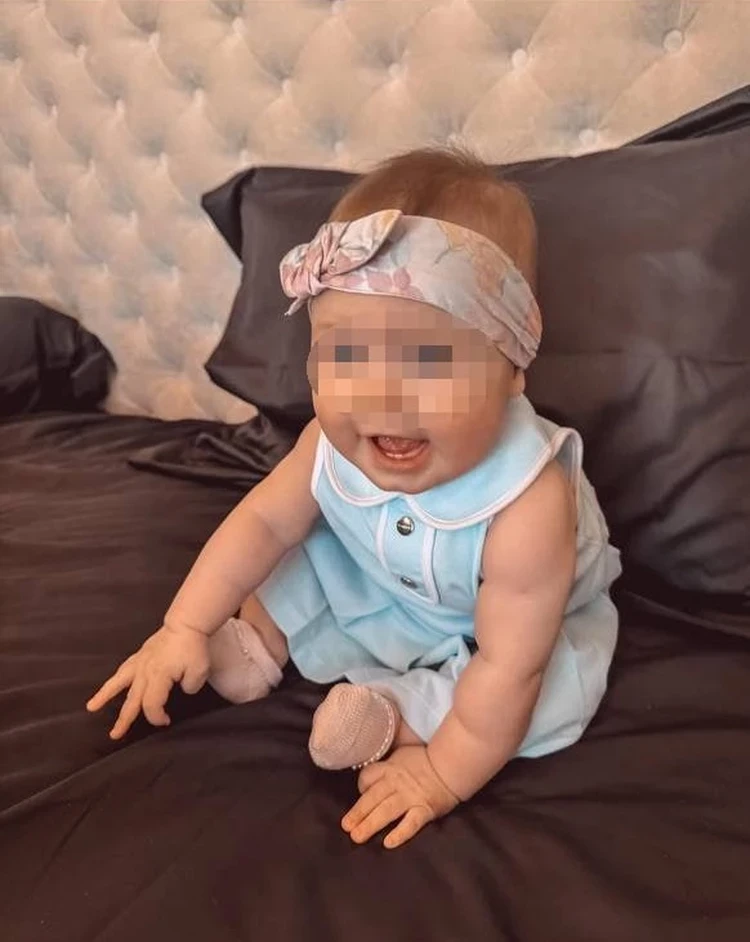 Возлюбленная Аршавина впервые показала лицо восьмимесячной дочки футболиста