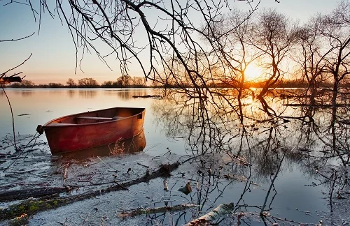 Приметы и традиции народного праздника Антип Водогон 24 апреля