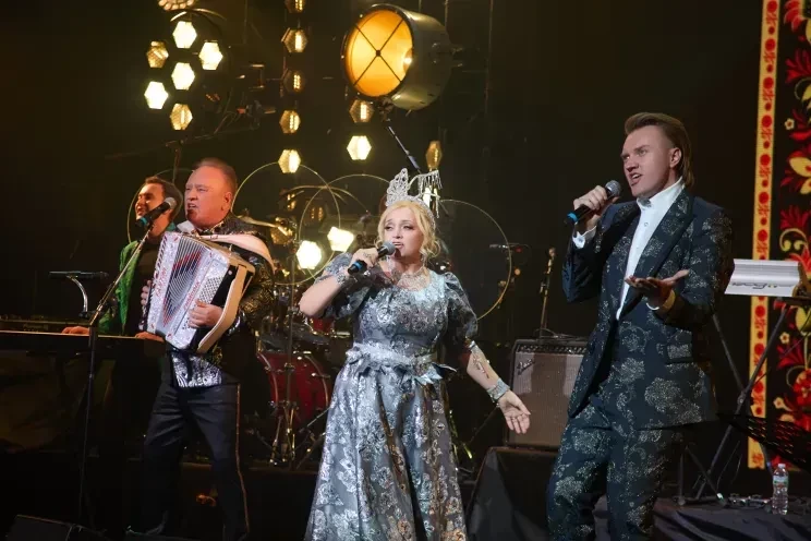 Надежда Кадышева стала самой высокооплачиваемой певицей в России