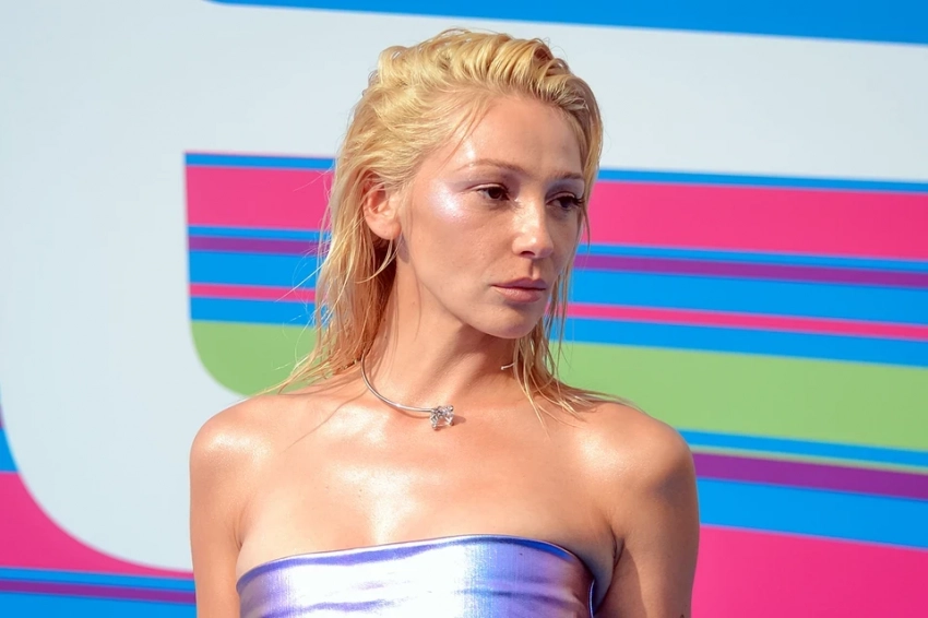 Суд зарегистрировал новый иск против Ивлеевой: с фирмы звезды скандальной вечеринки требуют 1,7 млн рублей