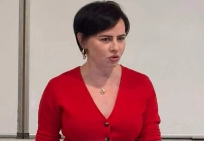 Профессор ВШЭ подтвердил, что Оксана Лаврентьева будет преподавать там психоанализ