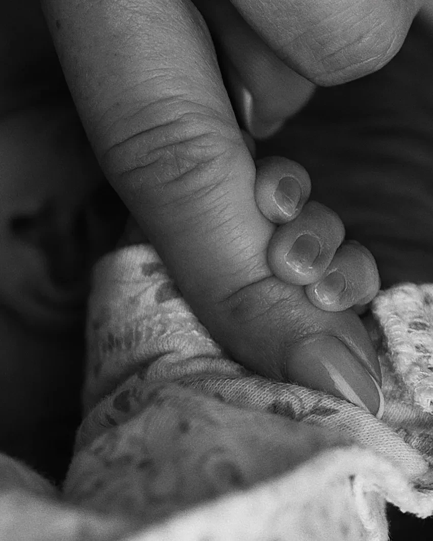 "Восстанавливаюсь после операции". Ида Галич опубликовала новые фото с дочерью и рассказала о самочувствии