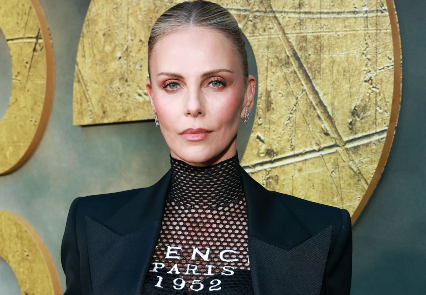 "Сейчас у меня такой секс, какого не было ни в 20, ни в 30 лет". Шарлиз Терон заявила, что сейчас предпочитает отношения на одну ночь