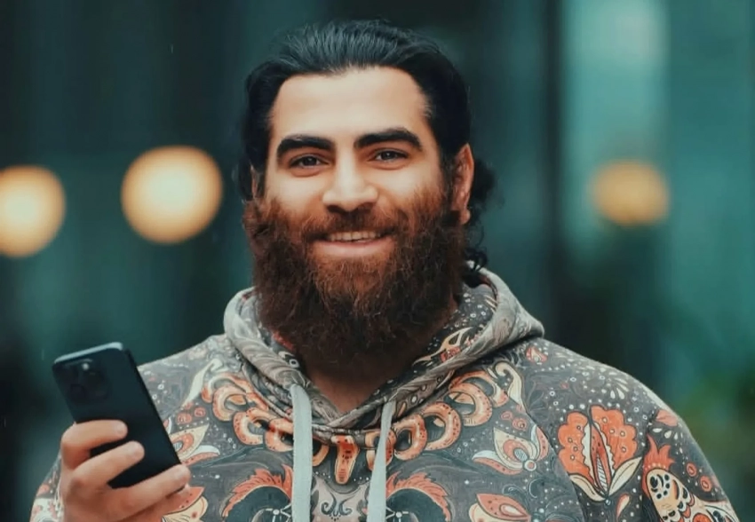 Прятался в багажнике: задержали блогера Арсена Маркаряна, который признавался в растлении несовершеннолетних и давал советы, как насиловать женщин